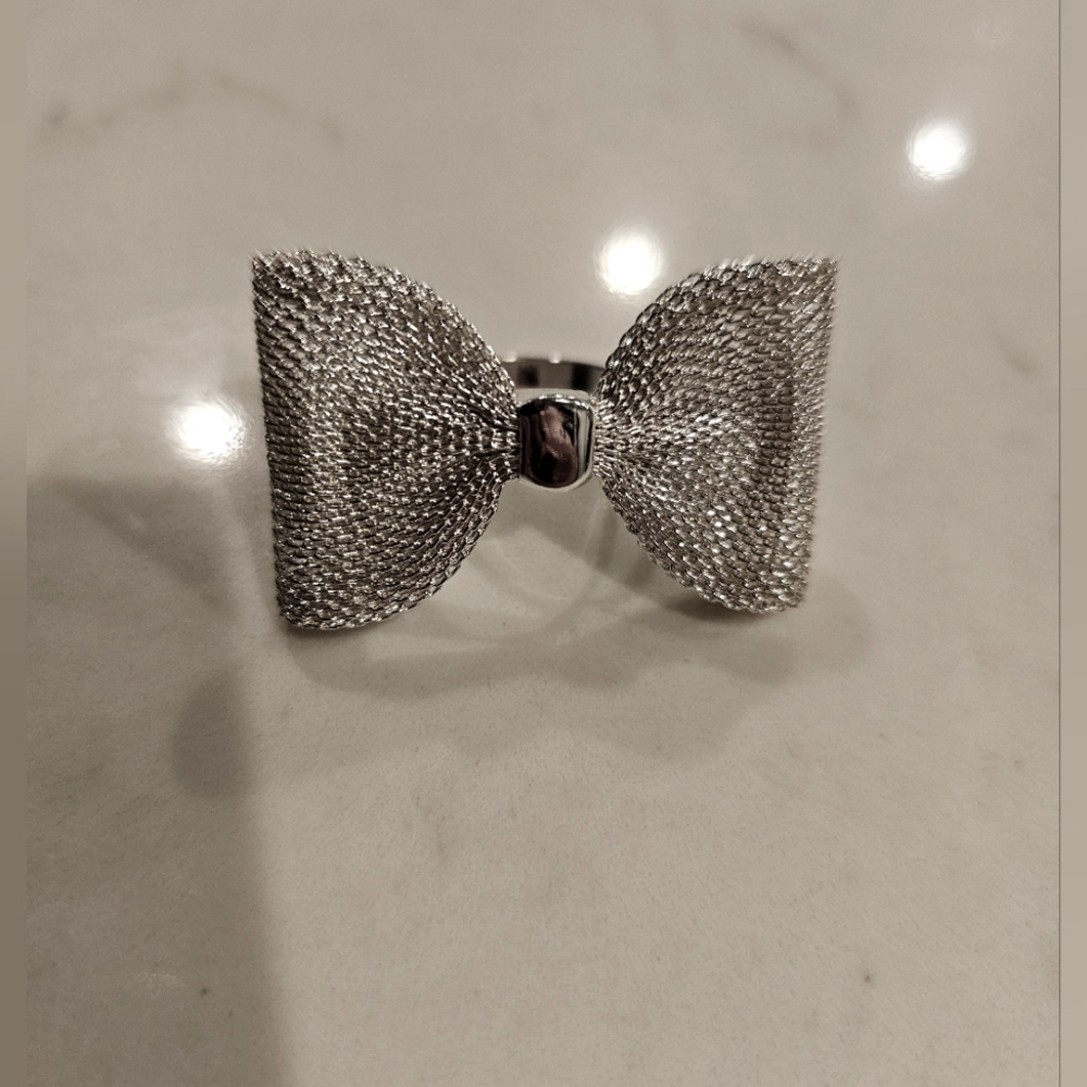 Bow ring metal from Old Navy